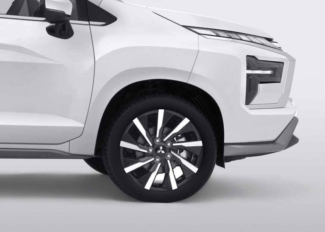 17-inch-alloy-wheel